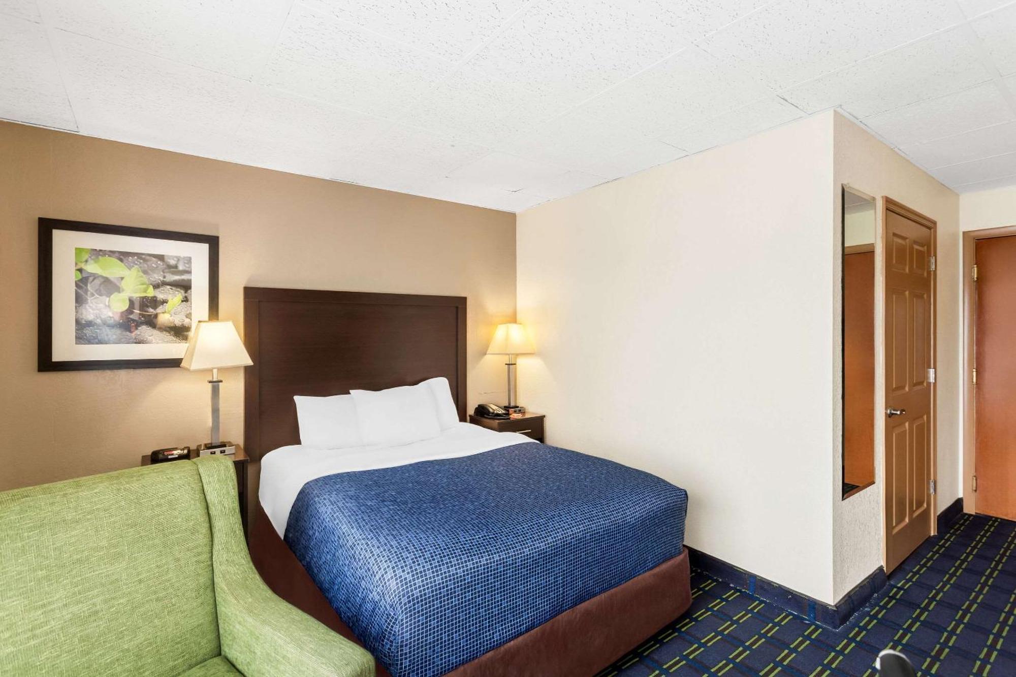 Econo Lodge Waynesboro - Skyline Drive Eksteriør bilde