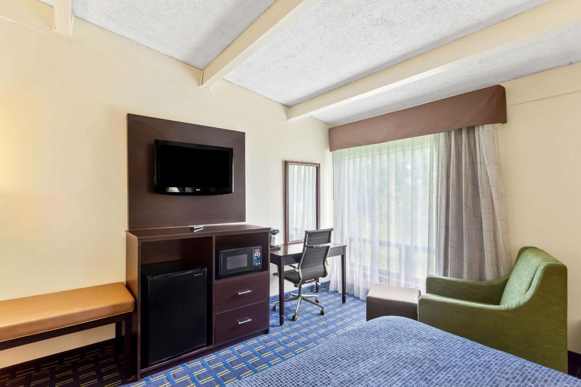 Econo Lodge Waynesboro - Skyline Drive Eksteriør bilde